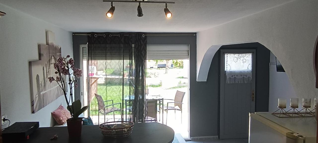 Charmante Maison Avec Piscine Anneyron Luaran gambar