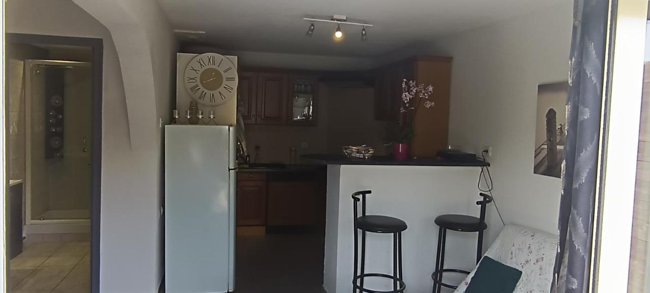 Charmante Maison Avec Piscine Anneyron Luaran gambar