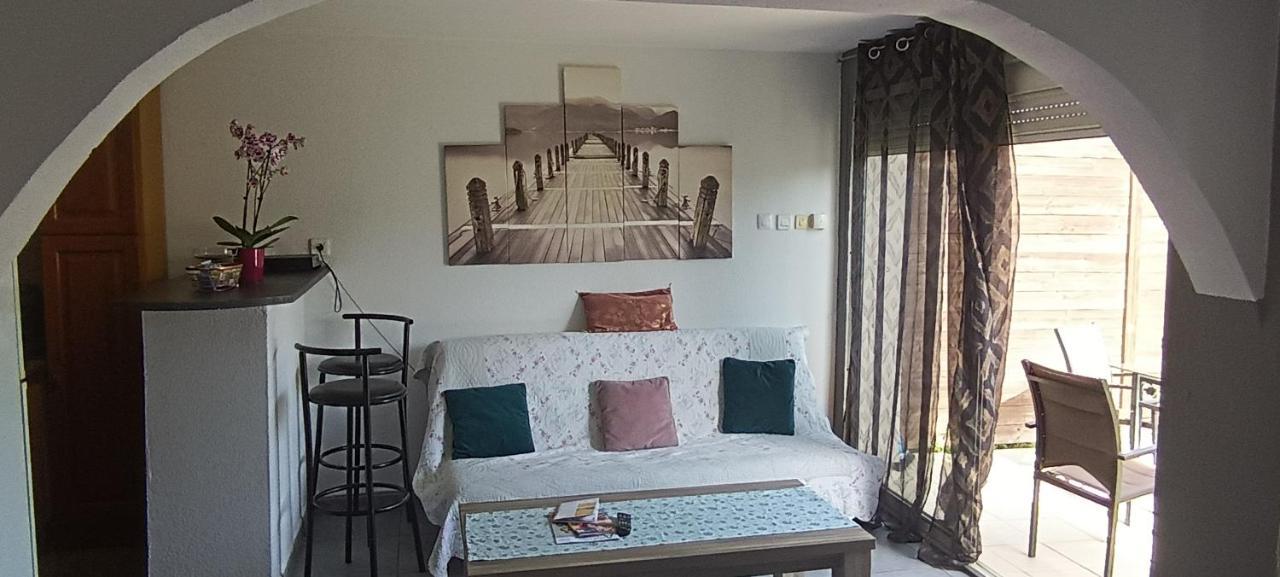 Charmante Maison Avec Piscine Anneyron Luaran gambar